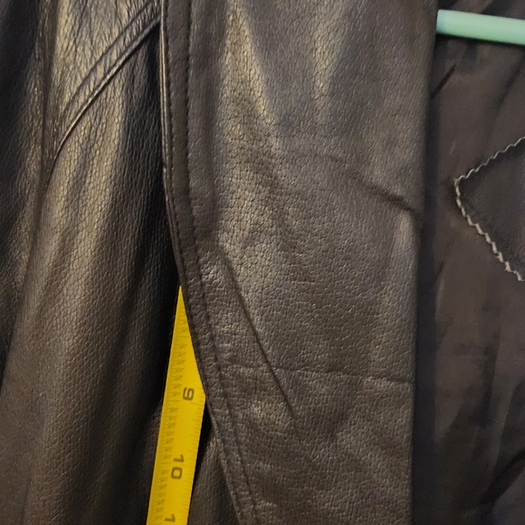 Women's Vintage COMINT Sleek Black Leather Jacket - Picture 9 of 14